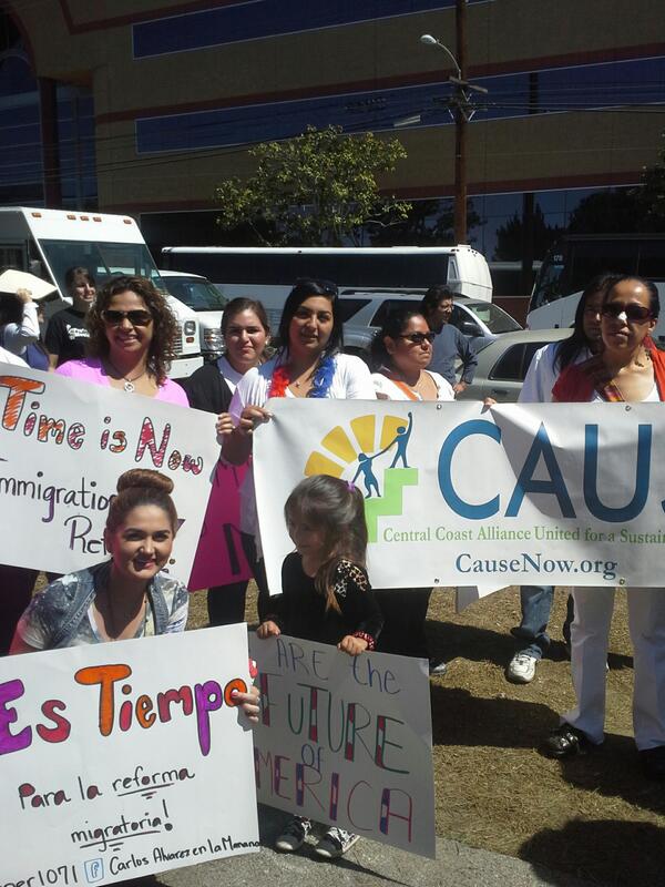 <a href="/CAUSE_NOW/">CAUSE</a> leaders with our favorite morning show! 107.1 FM <a href="/CarlosManana/">CarlosManana</a>! #reformnow #reformamigratoria