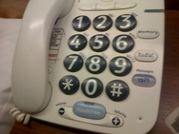 StephSmith89x's tweet image. @Geraldoconnell7 was gna fone room service....Then I realised its a disabled fone too #tinybuttons #livingthehighlife