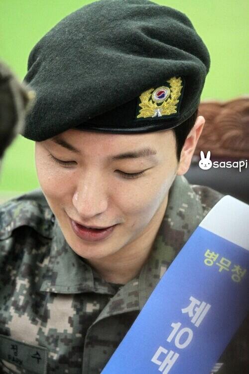 950902's tweet photo. العد التنازلي لعوده  ليتوك 
D-474
🐥

@special1004 http://t.co/snCkPlU72W
