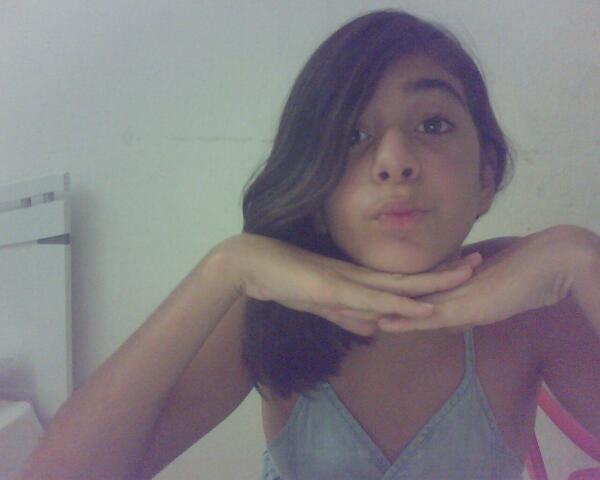 CandidaBrito3's tweet photo. Tôo quue neem ráadio veelho , neem liigo !! http://t.co/7BrSBBU741