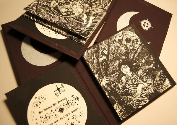 Three of my hand bound Moon books left.. dilekbaykara.bigcartel.com/product/moon-b…
