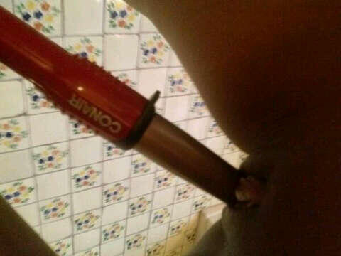 SelfshotsSexy's tweet photo. #homemadedildo #sexy #teamfreak #horny http://t.co/iKegQ32Stl