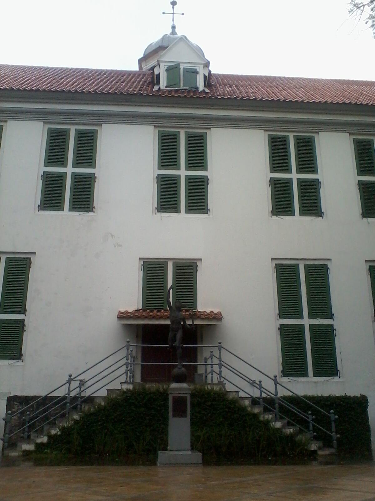 Embedded image permalink