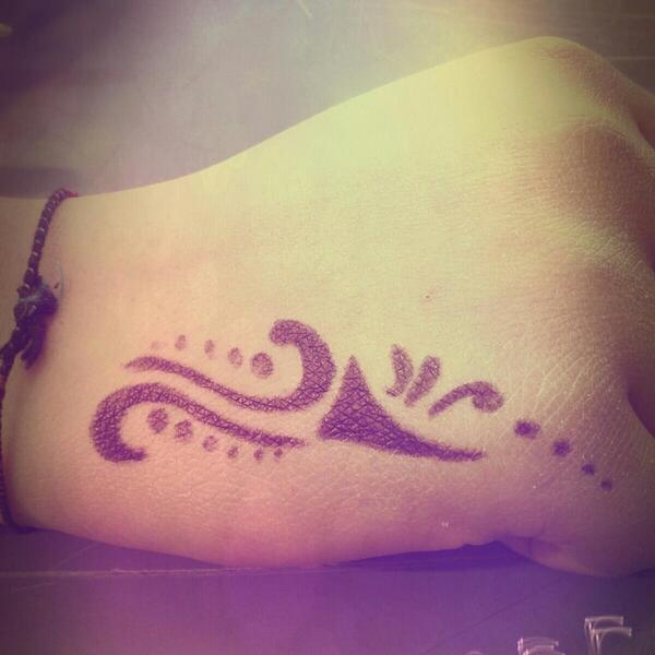 ChezzaIsMyWorld's tweet image. It will be real very soon :D @CherylCole