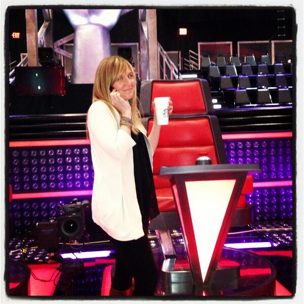 alroker's tweet photo. My producer, @molpalm aka Molly Palmer has a wonderful voice http://t.co/pLfLtVTlRn