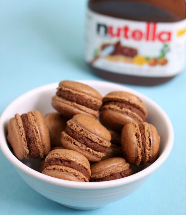 Nutella_Porn's tweet photo. Nutella macarons http://t.co/7SJ5O2mBH9