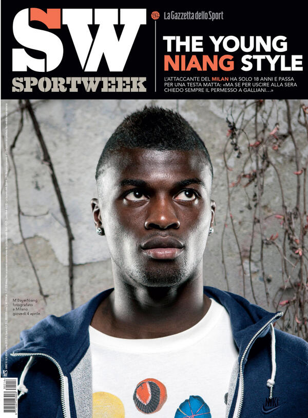 SW_SportWeek's tweet photo. ecco la copertina di sabato: protagonista #Niang il giovane attaccante dell’@acmilan @OfficialNiang #gds #calcio http://t.co/hKXOTx742Y