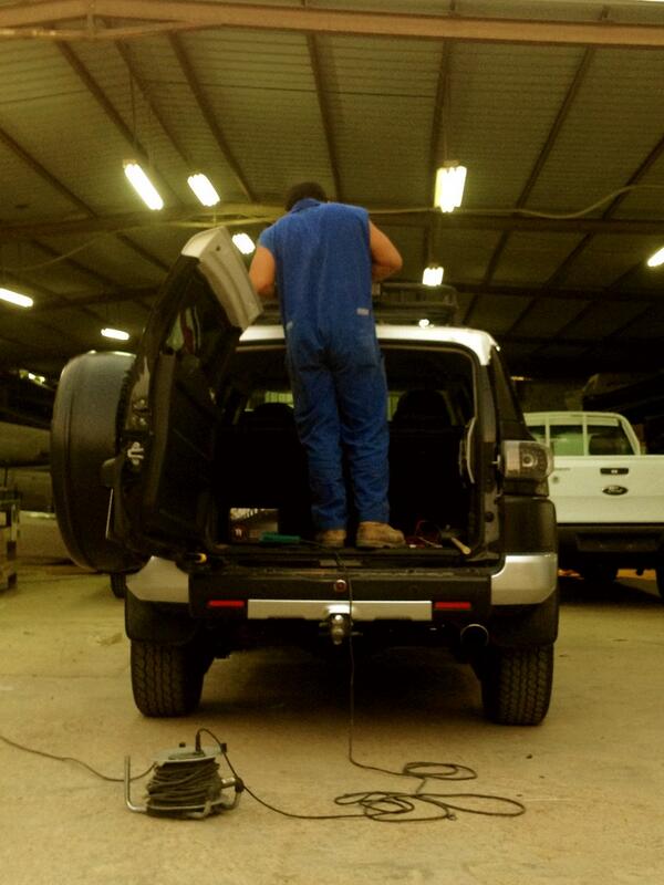 In al solimany work shop <a href="/AbdullahNayif/">Abdullah</a> to install the rigid industries led light .. 👍