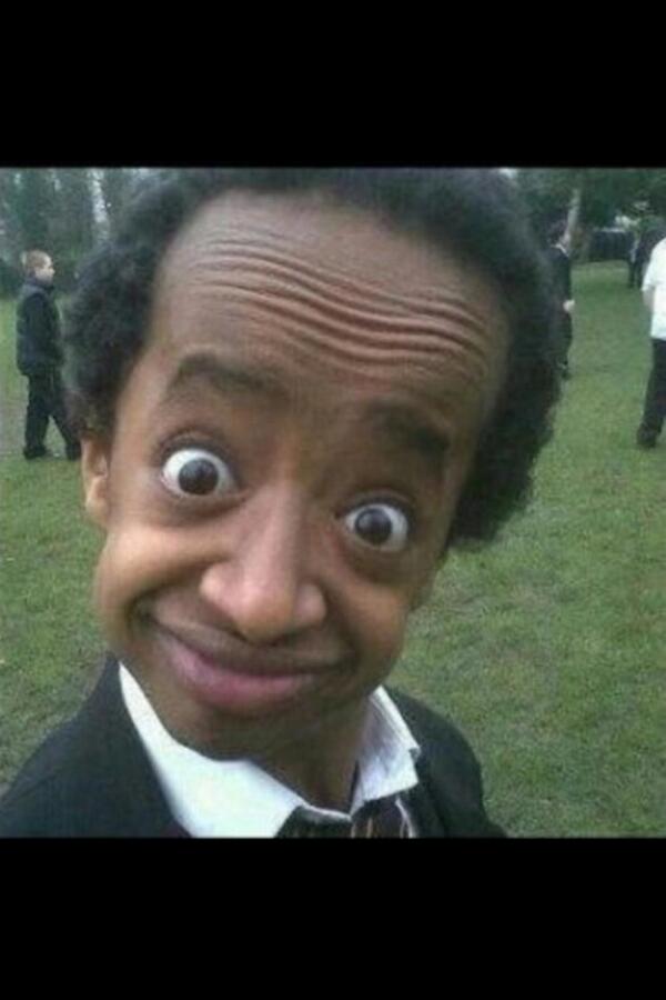 _1DFans's tweet image. My brother smiling for the camera x