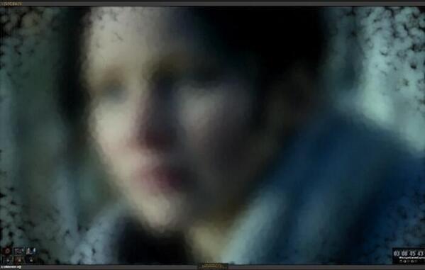 distr13's tweet image. Vamos lá, tributos! Quase lá! RT @panempropaganda: Katniss getting clearer.... #HungerGamesExplorer