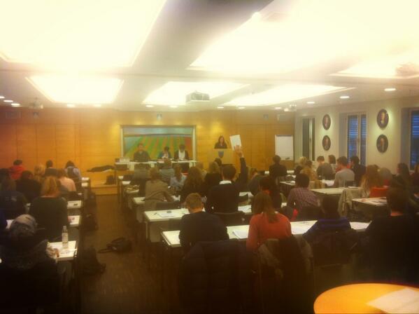 AUFiOslo's tweet image. Årets første representantskapsmøte og vi kan melde meget god debatt! Her lages morgendagens politikk! #Rep1