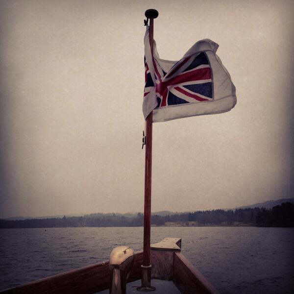 Hoemiester's tweet photo. Lake Windermere. Bit cold today http://t.co/weXsWHHxvc