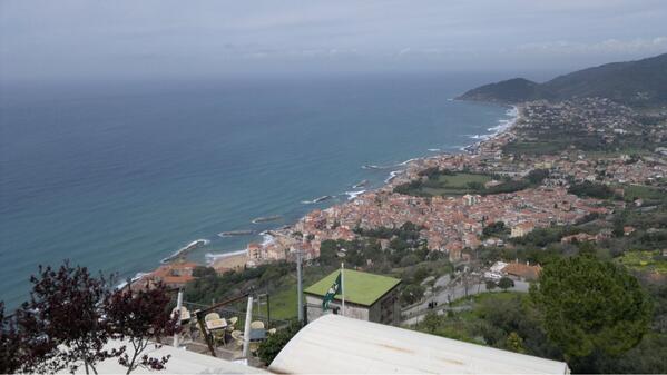 Massimo_Mazzoni's tweet photo. @robertosaviano non è' Napoli,ma goditi un po' di panorama cilentano http://t.co/FnQnobzLER