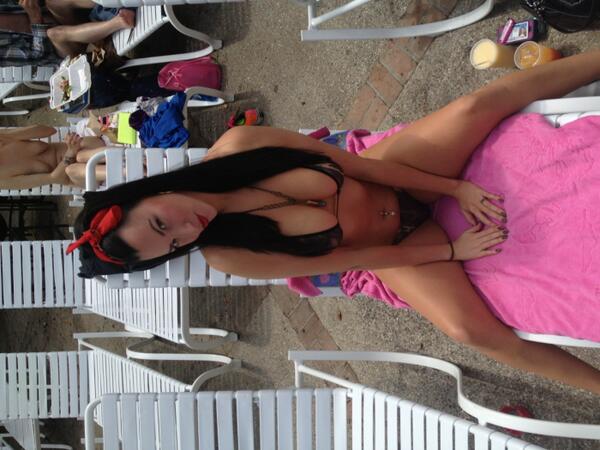 daniellemcdevi1 tweet picture