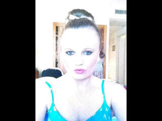 SamBrennan's tweet photo. Ibiza x http://t.co/MnPIPjX3qM
