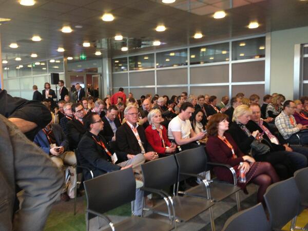 EdwinIEPC's tweet photo. Hele leuke dag gehad! #wvdo #wereldveroveraars @marikeschols bedankt voor de uitnodiging. http://t.co/ZZKePV2odZ