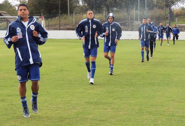 Albirroja's tweet image. #SudamericanoSub17 Cumplido 1er objetivo, la #AlbirrojaSub17 encara nueva fase con dos metas 
bit.ly/121qCC3