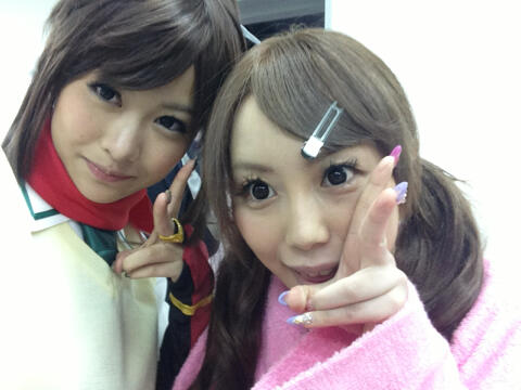 こないだ撮影で葉月めぐちゃんと一緒に撮ったー(*&acute;&forall;｀*)☆人見知り克服したかも！笑 http://t.co/wKms7ytfPI