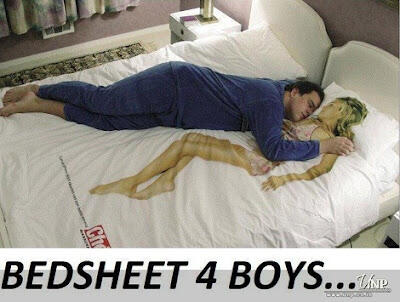 MisfitSammi's tweet photo. @OShipham found you a new bedsheet!! x http://t.co/FQDFhawQGi