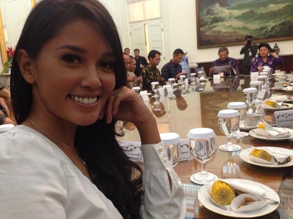 3 . Diskusi yg cukup santai dihadiri oleh 22 org perwakilan dr berbagai bidang.