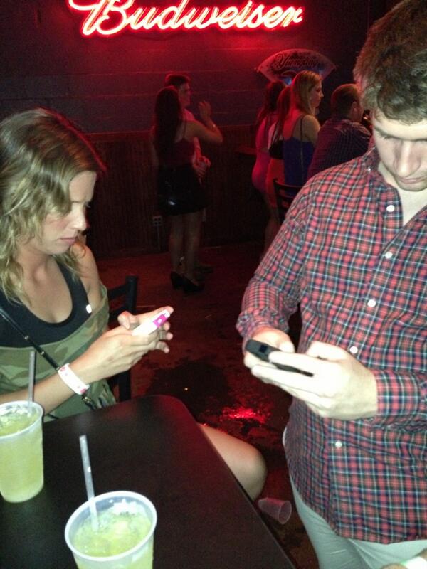 KnoxBox124's tweet photo. True love http://t.co/mNF93m5I0Y