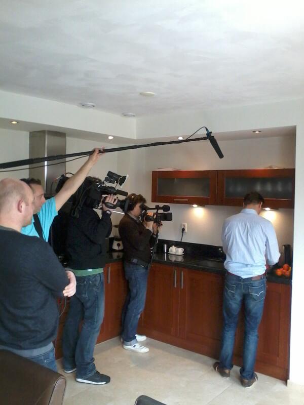 dag 2 van 'ik kook, wie eet er mee?' is begonnen!vandaag vanuit Rosmalen! Vanaf 2juni, 17.30u rtl5 #ikkook