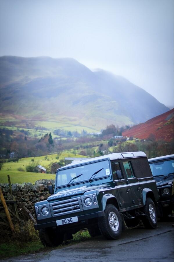 2011 Defender County Utility FOR SALE. Winter Pack, Waxed U'Carriage and only 9000 miles. £17,500. Cumbria.