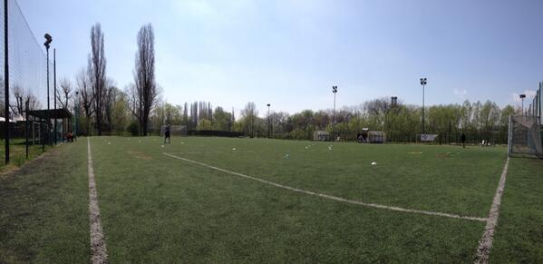 cillino17's tweet photo. On the pitch... http://t.co/UPzHc4gzcg