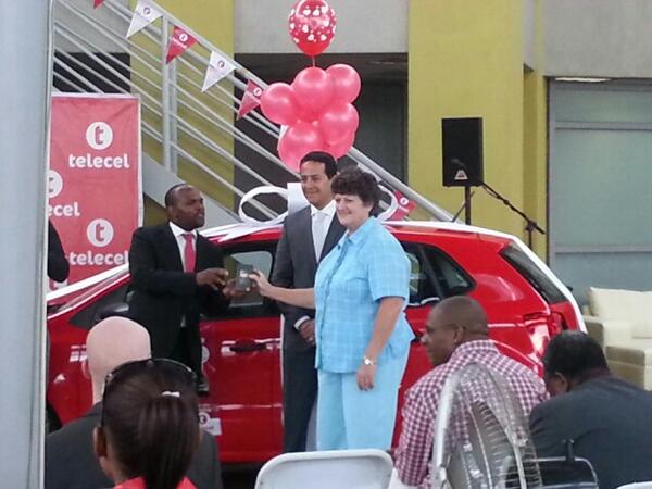 Telecel_Zim's tweet photo. Margaret Tselentis in the house. #SurprisePrize #WinBigPromo #TellSomeone http://t.co/F3wx9HidcO