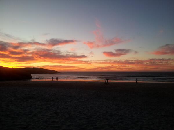 Taun_SA's tweet photo. Love this city! #llandudno #raw #sunset #capetown http://t.co/14nr0y3uvp