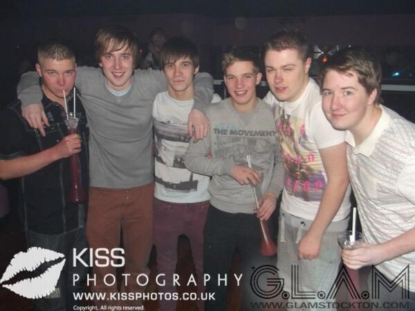 GLAMfails's tweet photo. This just proves that #GLAM is a nightclub for rejects! http://t.co/qiK9CJRKLf
