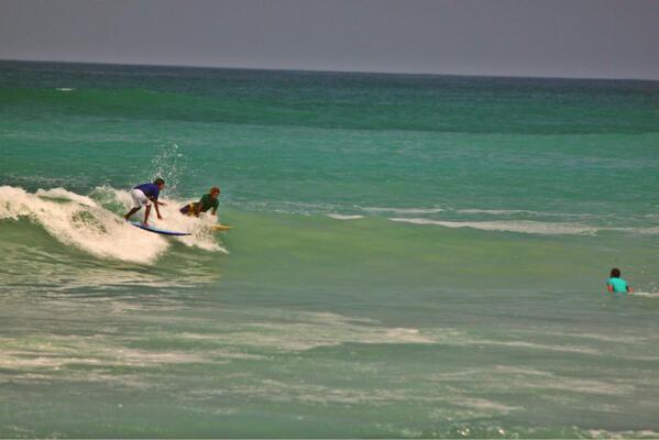 JasperYucailla's tweet image. #Angermeyer #SURF #Longboardsurf Rizzo Cruzetaaa!