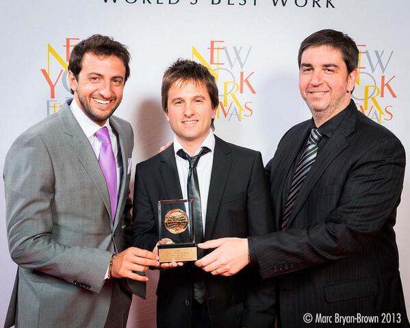 snap_tv's tweet photo. La rompimos en Las Vegas y #TemplariosEnAmérica se llevó el #GoldWorldMedal en la Categoría 'History &amp; Society' http://t.co/Ezh9YlZnYf