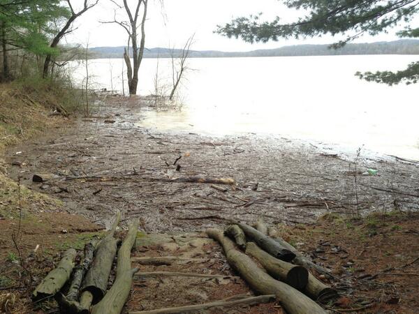 TheNuhopCenter's tweet image. I spy.. A submerged camp beach.. #springflooding #Camp Nuhop What do you spy..?