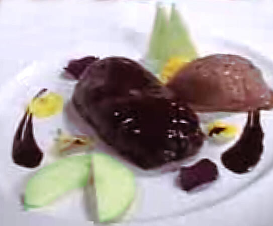 Para merendar; "Pan con chocolate lindt, café con leche y helado".
receta en: talentogastronomico.es