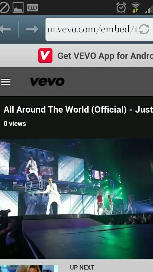 esmekent93's tweet image. @justinbieber haha i love the #believe whisper at the end cheeeky! #0views  was i first to see this!?