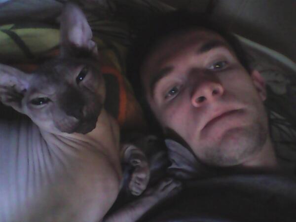 BIGiceDoG's tweet photo. Друганы:-) http://t.co/2I9Yr60i0R