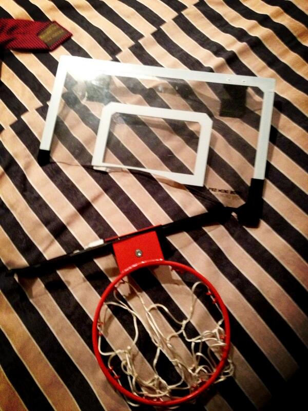 RobbySenecal's tweet image. #ballislife #nodays off 👌🏀