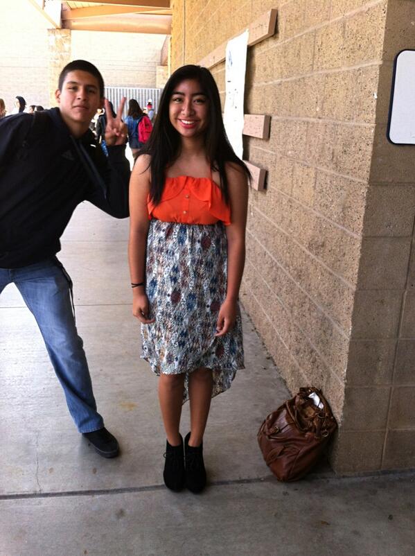 sdandbeyond's tweet photo. #photobomb http://t.co/nxUWsQFHSc