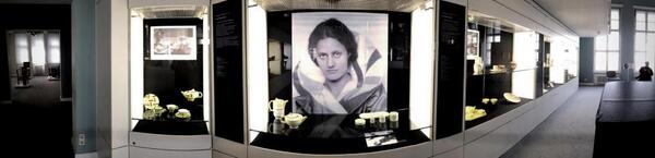 EvaZeiselMemoir's tweet photo. Interior shot of #EvaZeisel exhibition at #BröhanMuseum in Berlin. http://t.co/juI7HCm9cS