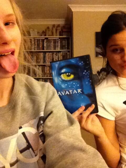 Watch Lottie Moss's leaked NSFW photo on TwXstars