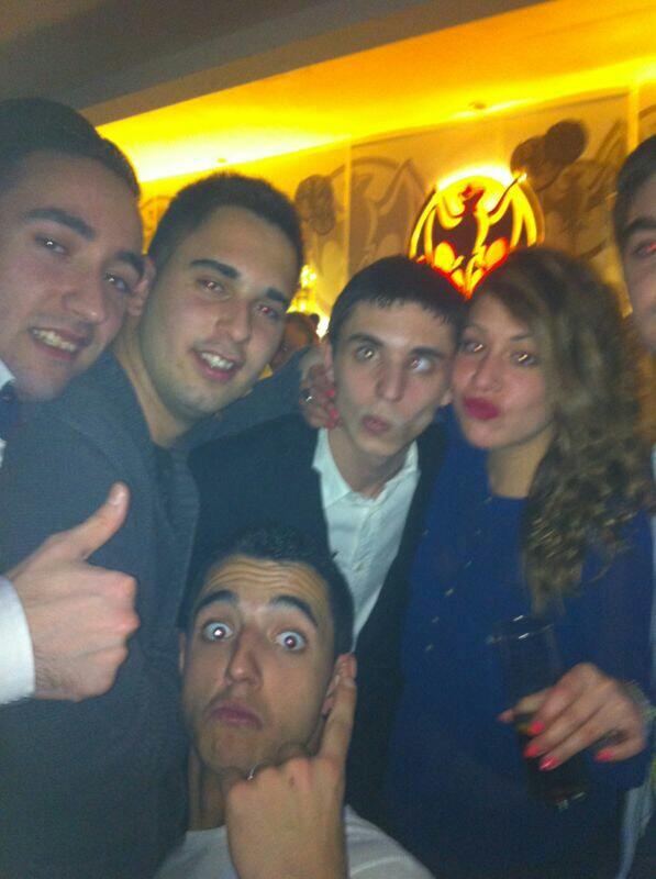 BLambertti's tweet image. @noeliaDonadeo @briceator @goyito_suki @KaniJesus @socesuc guapetoneeeesss a la playaaaa jajajaj