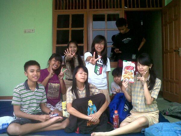 AnVercelli's tweet photo. At Mrs. Linoris house http://t.co/uWrxcZaoEe