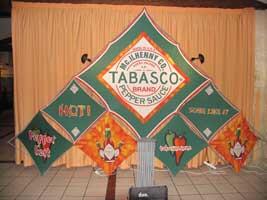 Xpression large pyramid 4X3 with high resolution graphics