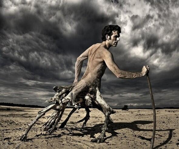 40 Incredible Examples of Photo Manipulation - chilloutpoint.com/art_and_design…