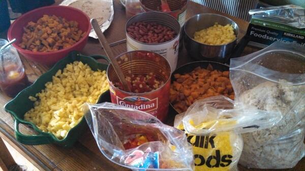 jrealzy's tweet photo. Mass production of burritos with @UVMBUG http://t.co/NSPSTyl5wy