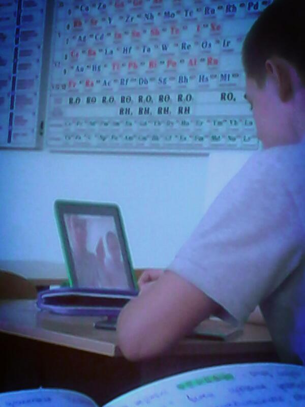 ahomomio's tweet photo. Веселая литература с @hey_simple http://t.co/0dHymmVtok