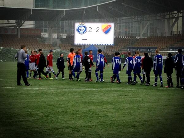 Jämn match för A13 mot HJK #DIFboll #DIFAkademin