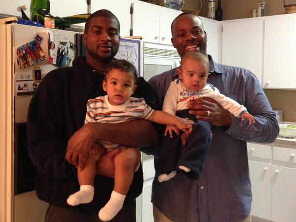 JESSICAJAYDA's tweet photo. The Josiah's! aka Thing 1 Thing 2
(We did not name them the same on purpose lol)
My baby is on the right with daddy. http://t.co/iu9IzU7drj