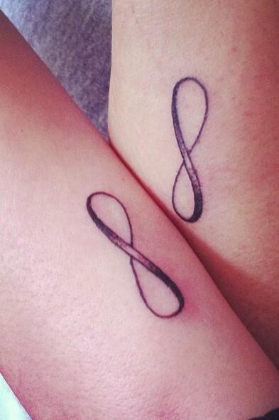 _romylarissa's tweet photo. Vandaag samen met mama tattoo gezet  #matching #tattoo #neverendinglove 💕 http://t.co/rUFUdbaqye